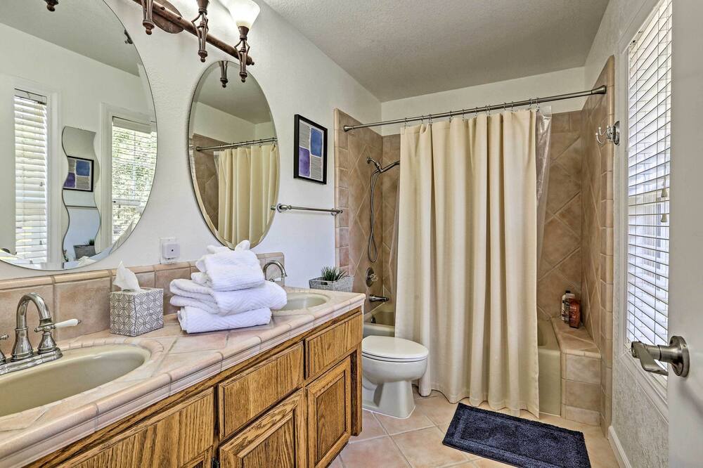 Photo of Bathroom in Loomis