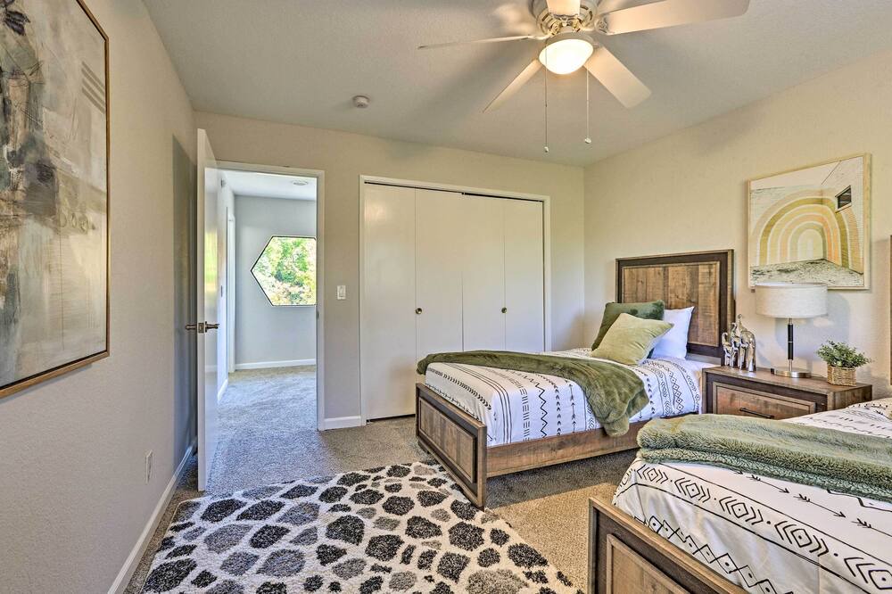 Photo of Bedroom in Loomis