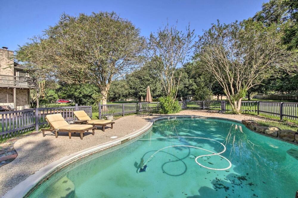 Photo of Outdoor in Clodine