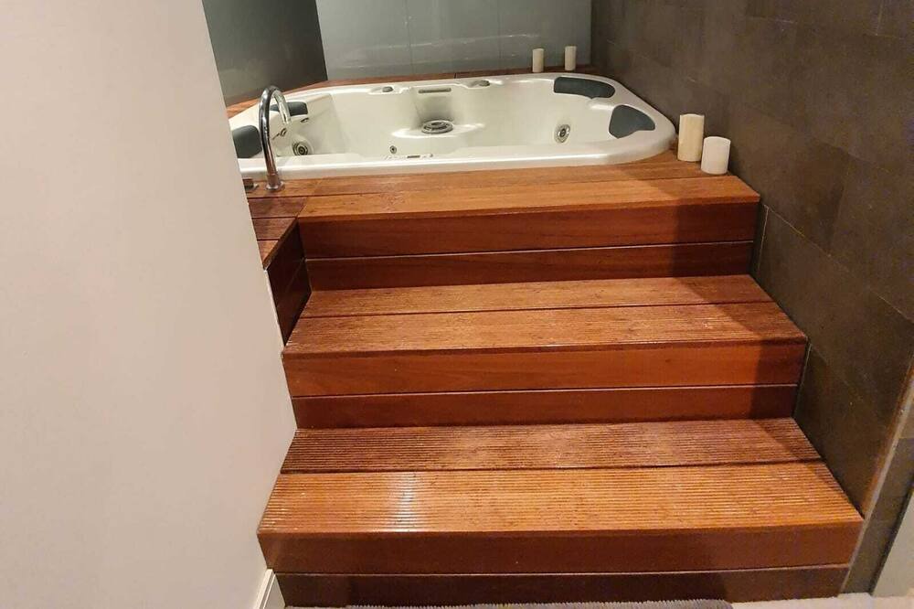 Photo of Bathroom in Old Town