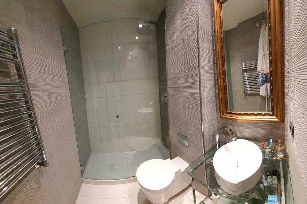 Photo of Bathroom in Old Town