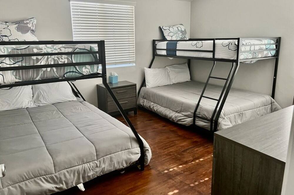 Photo of Bedroom in Rosemead