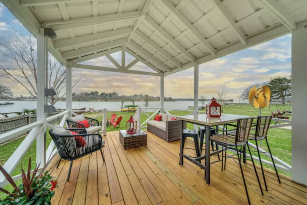 Photo of Patio Balcony in Willis