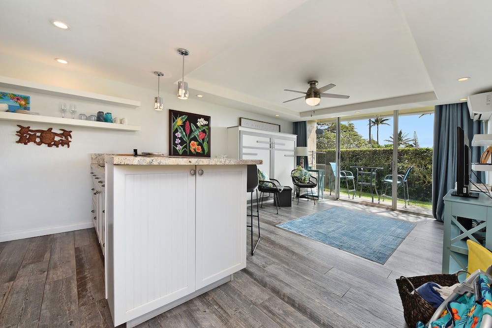 Photo of Others in Napili