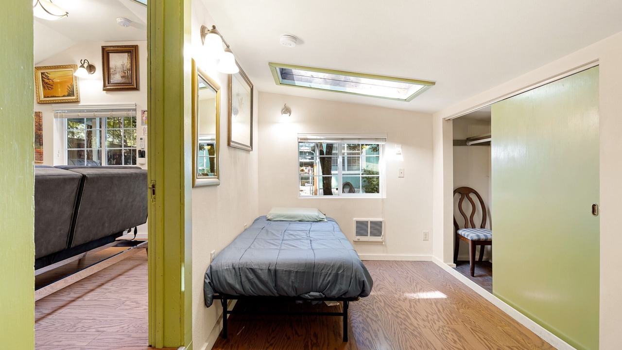 Photo of Others in Cottage Grove