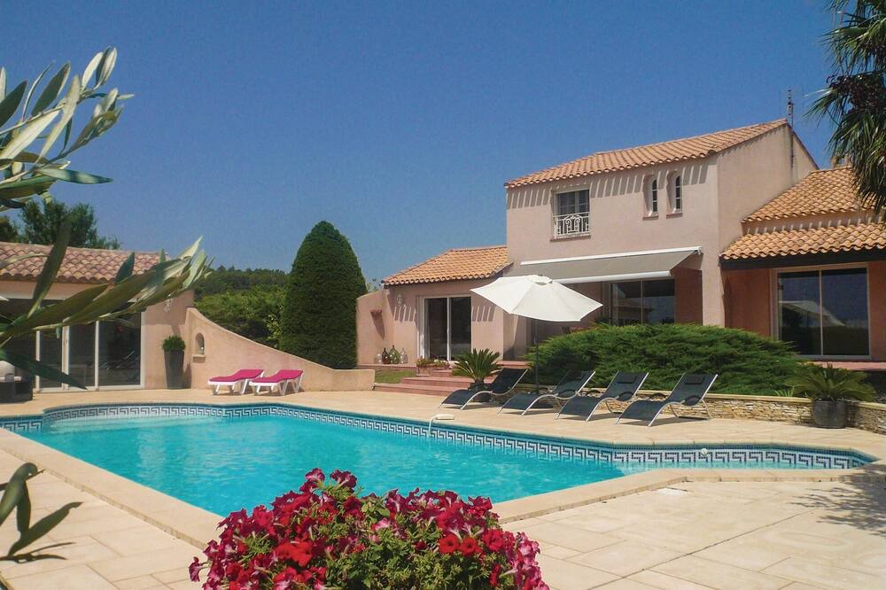 Photo of Outdoor in Creissan