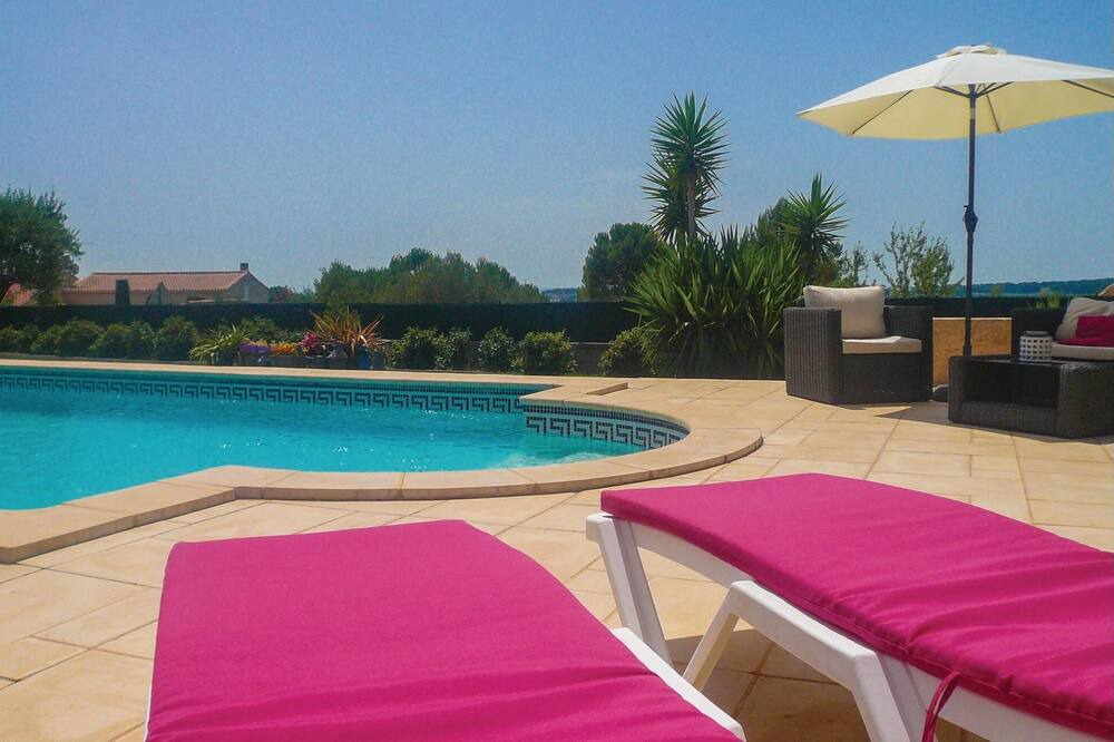 Photo of Outdoor in Creissan