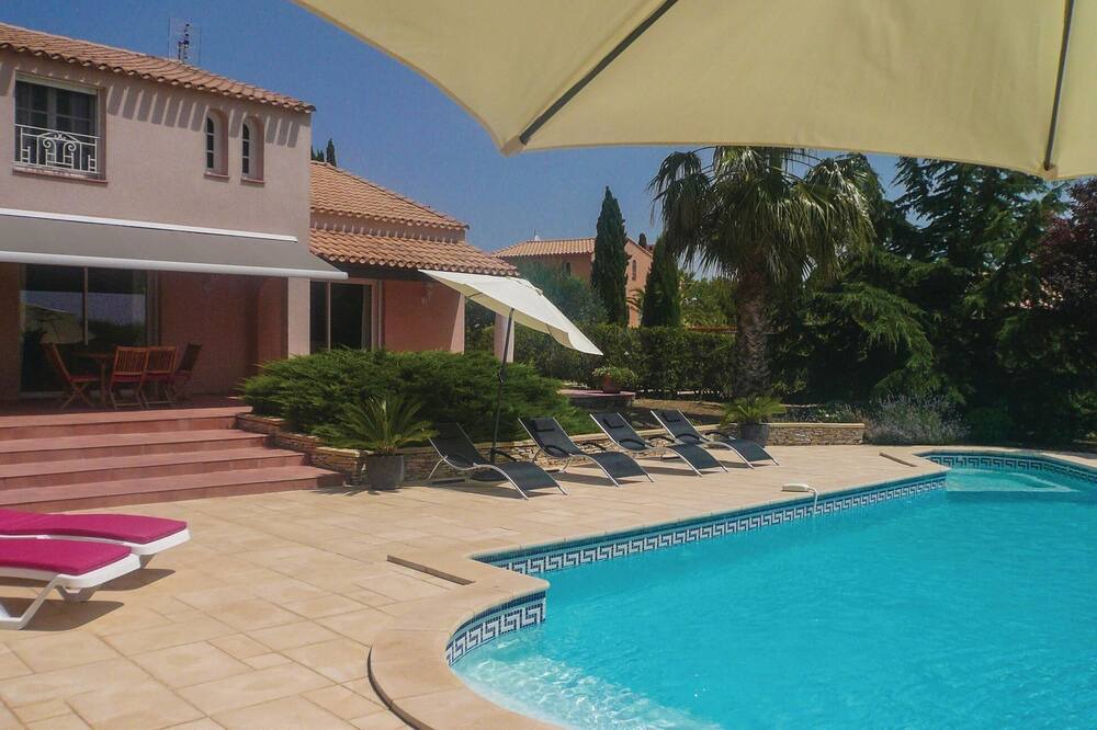 Photo of Others in Creissan