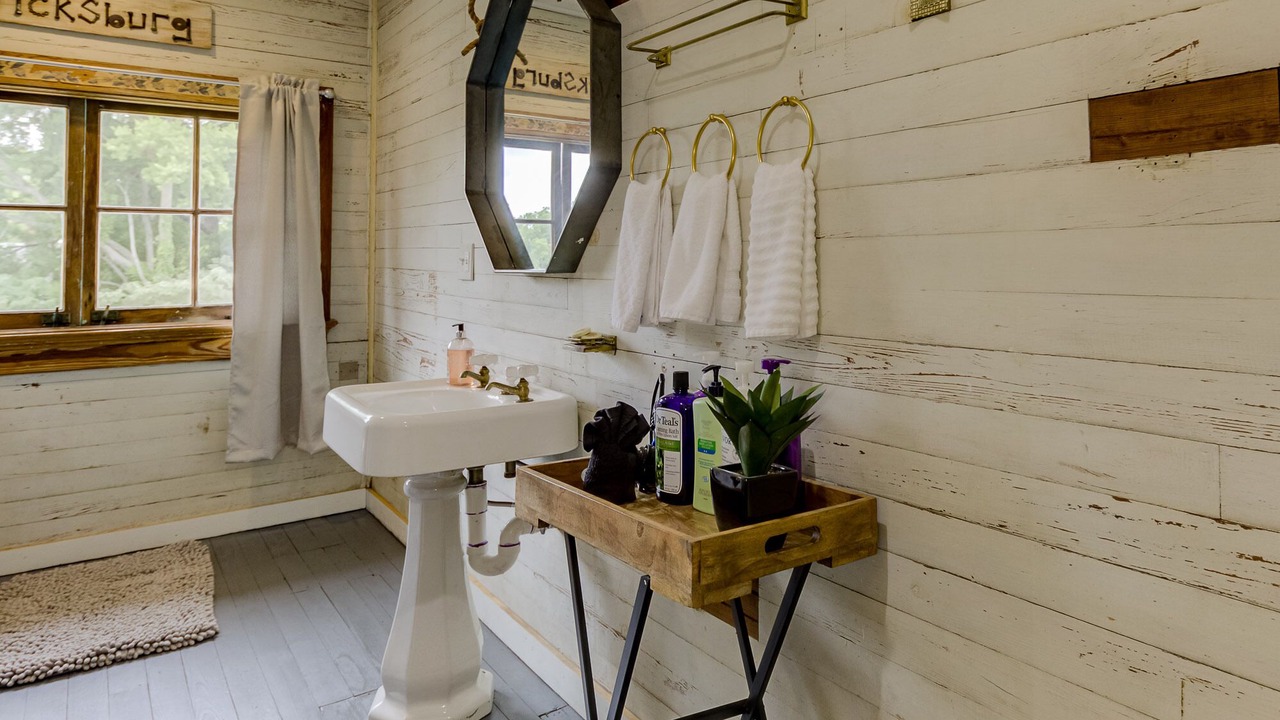 Photo of Bathroom in Vicksburg