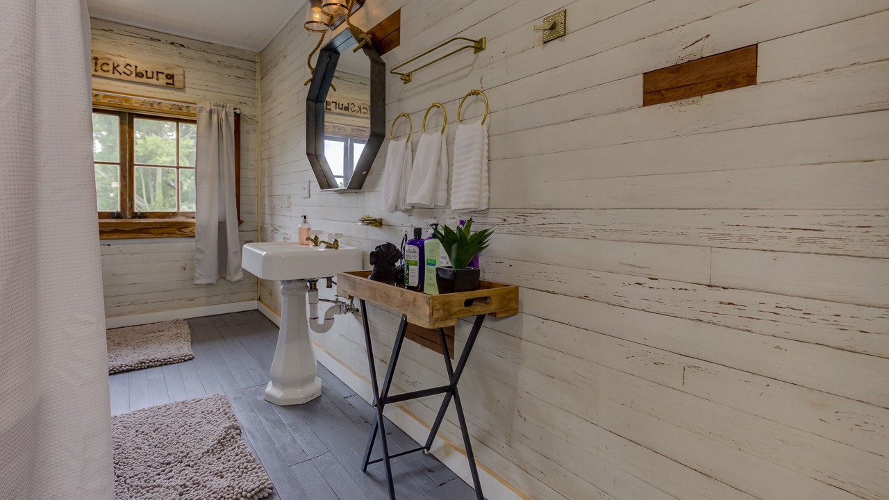 Photo of Bathroom in Vicksburg