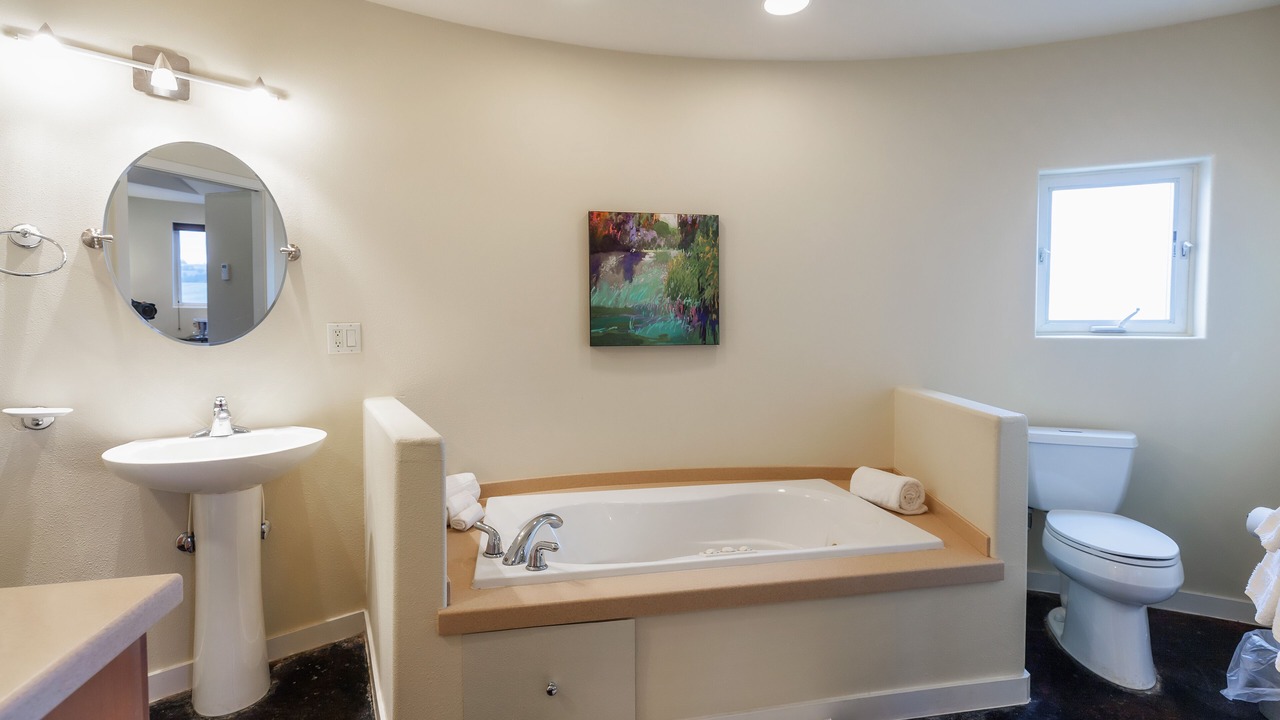Photo of Bathroom in Carlton