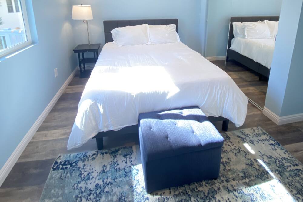 Photo of Bedroom in Wrightwood