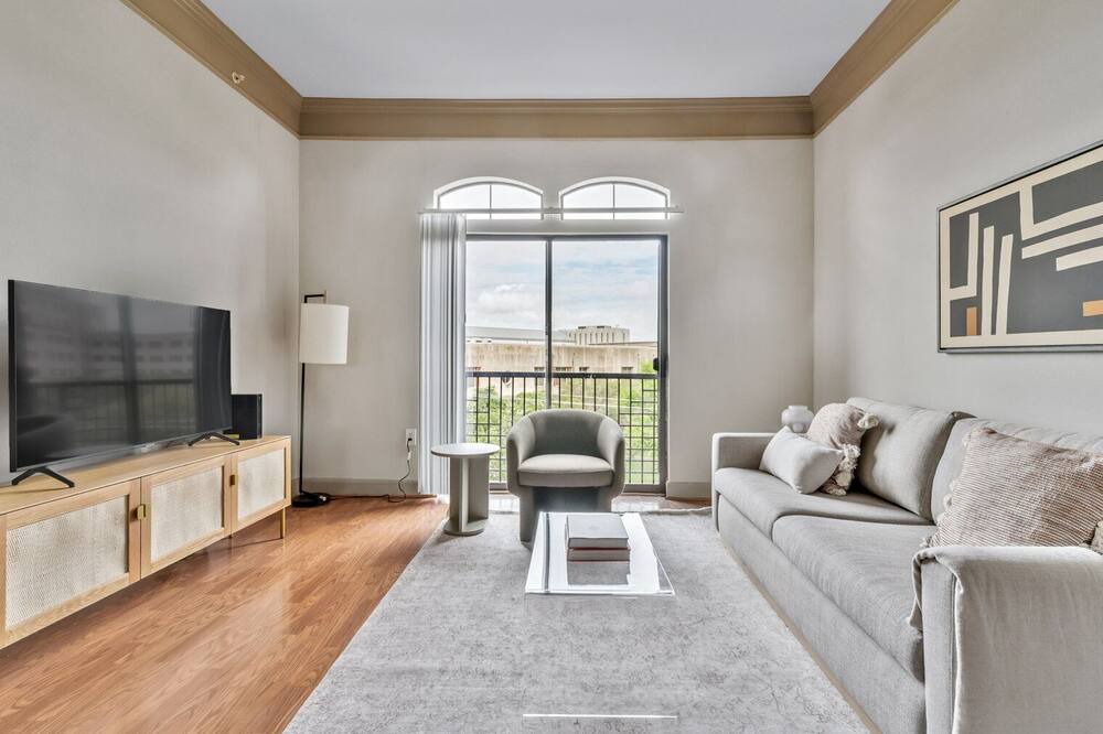 Photo of Livingroom in Triangle State