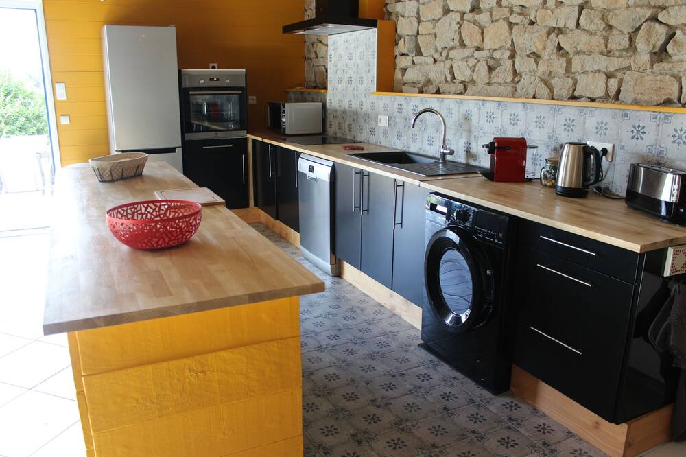 Photo of Kitchen in Locunole