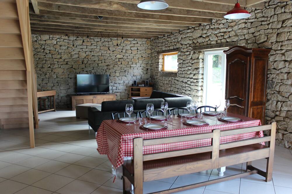 Photo of Livingroom in Locunole