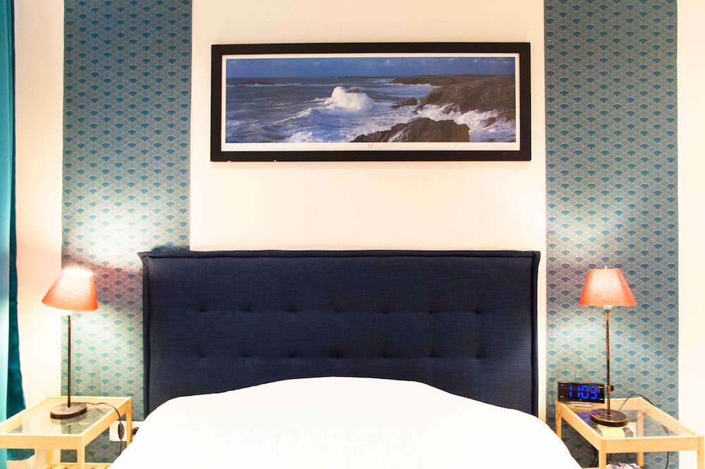 Photo of Bedroom in Prince–Marmottan