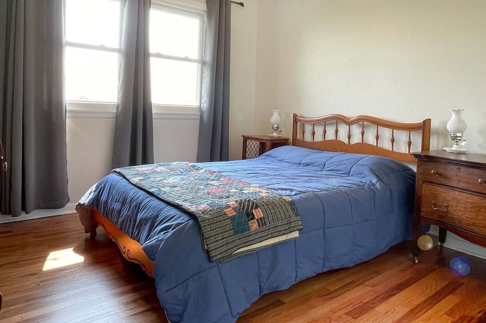 Photo of Bedroom in Chariton