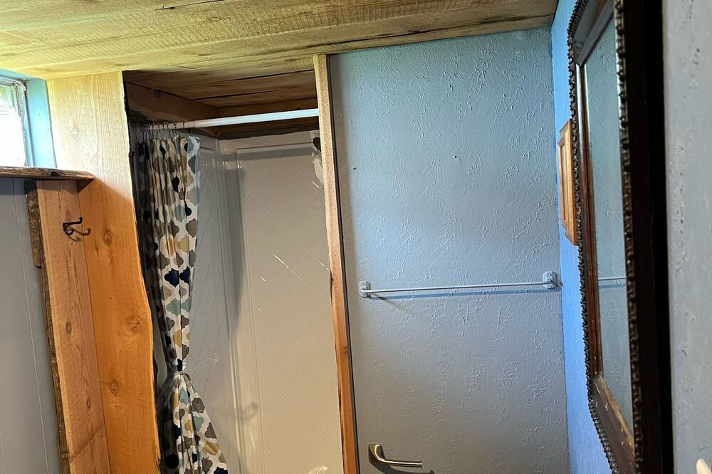 Photo of Bathroom in Chariton