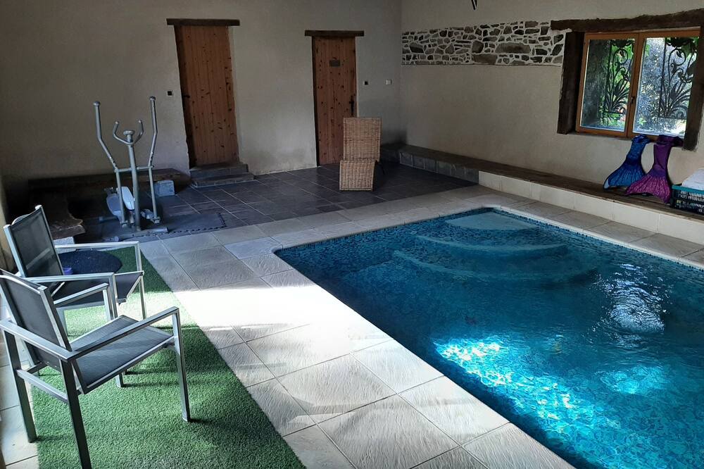 Photo of Others in Saint-Thual