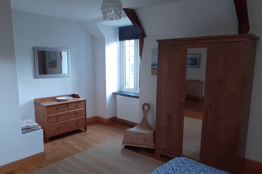 Photo of Others in Saint-Thual