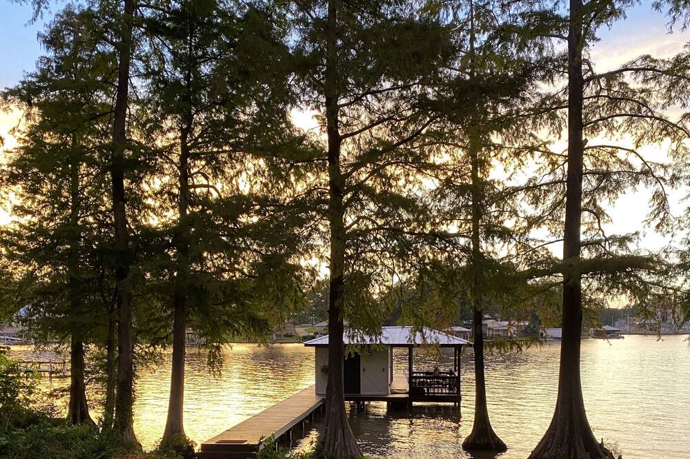 Photo of Outdoor in Crisp County