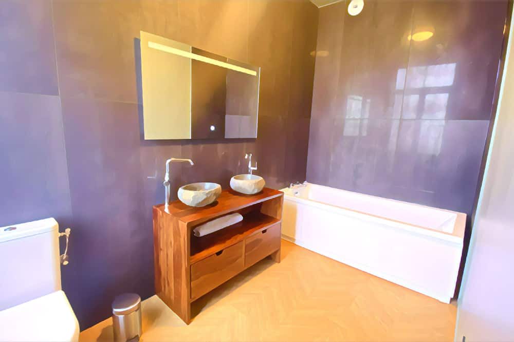 Photo of Bathroom in Lieu-Saint-Amand
