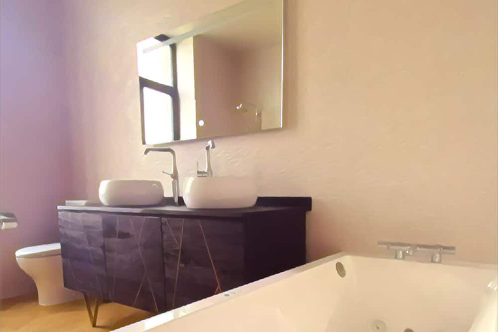 Photo of Bathroom in Lieu-Saint-Amand