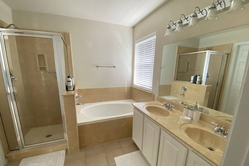 Photo of Bathroom in Killeen