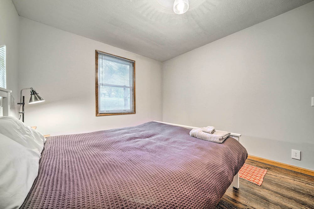 Photo of Others in Howard