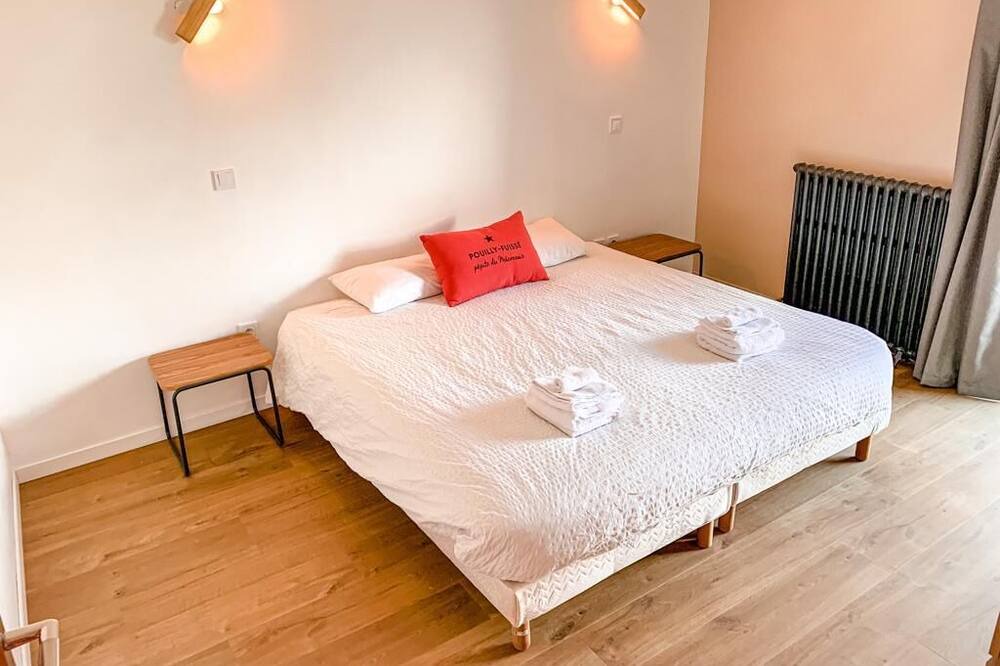 Photo of Bedroom in Charnay-les-Macon