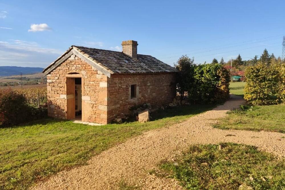 Photo of Outdoor in Charnay-les-Macon