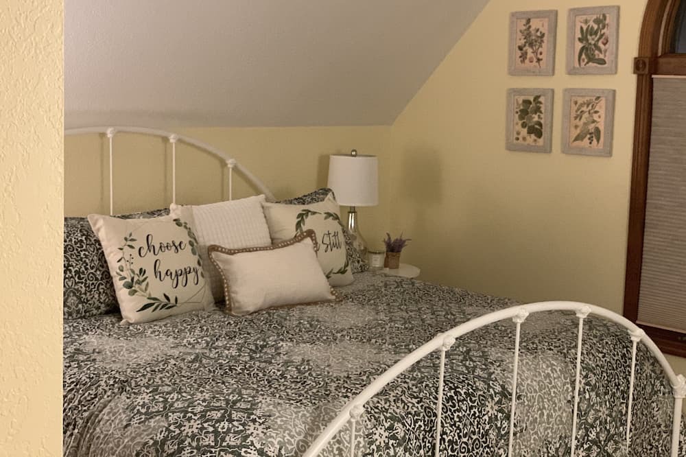 Photo of Bedroom in Renault
