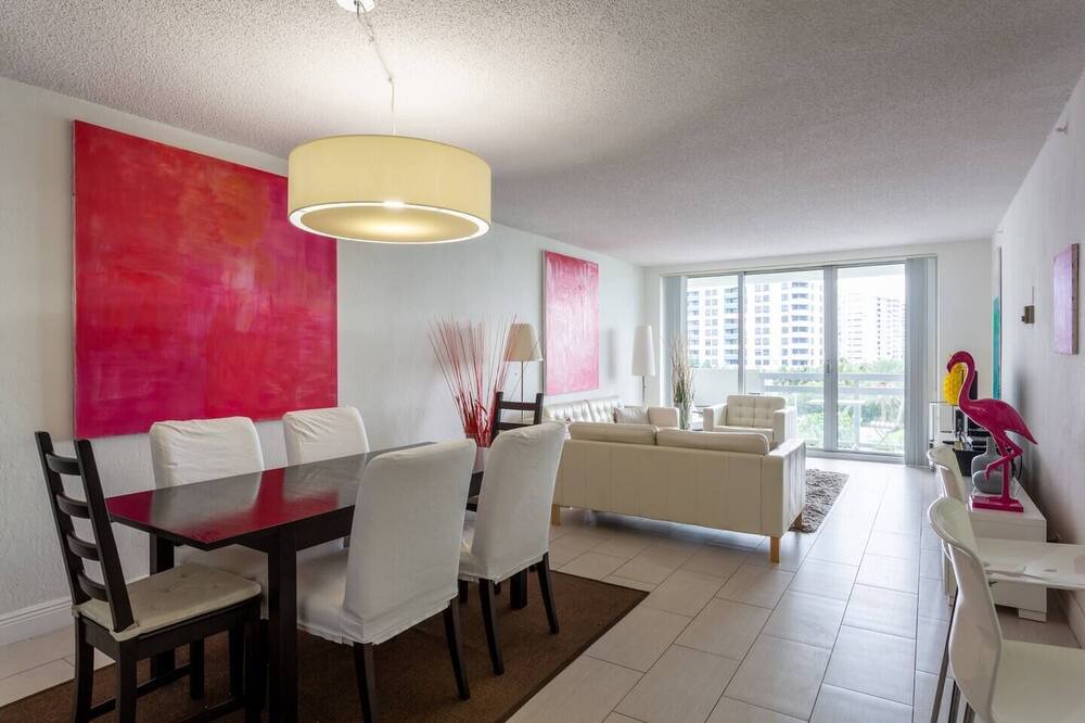 Photo of Bedroom in West Avenue