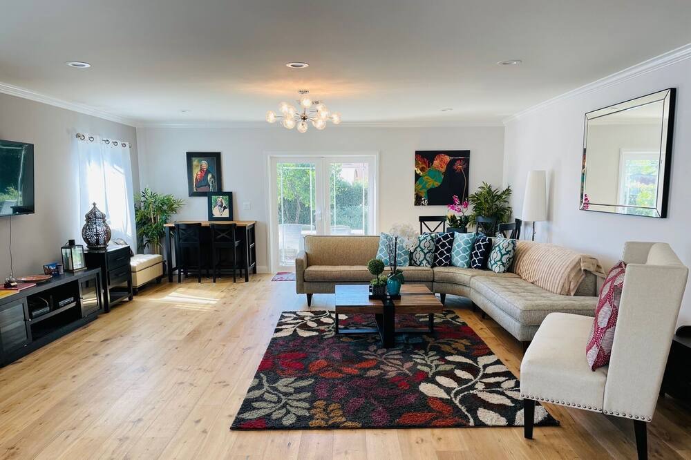 Photo of Livingroom in North Arroyo