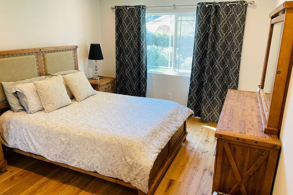 Photo of Bedroom in North Arroyo