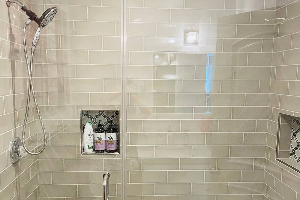 Photo of Bathroom in North Arroyo