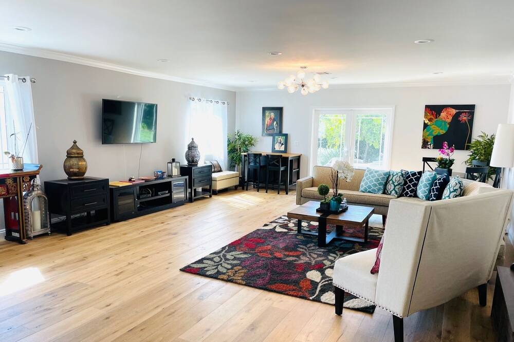 Photo of Livingroom in North Arroyo