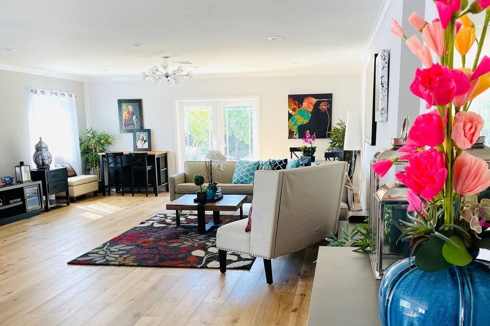 Photo of Livingroom in North Arroyo