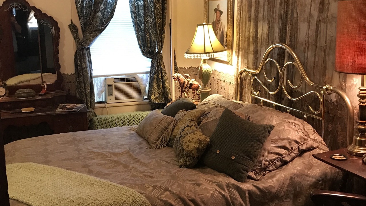 Photo of Bedroom in Red Boiling Springs