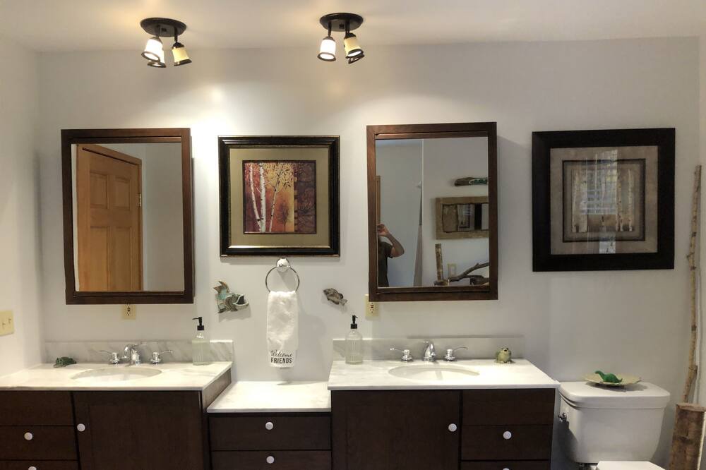 Photo of Bathroom in Cold Brook