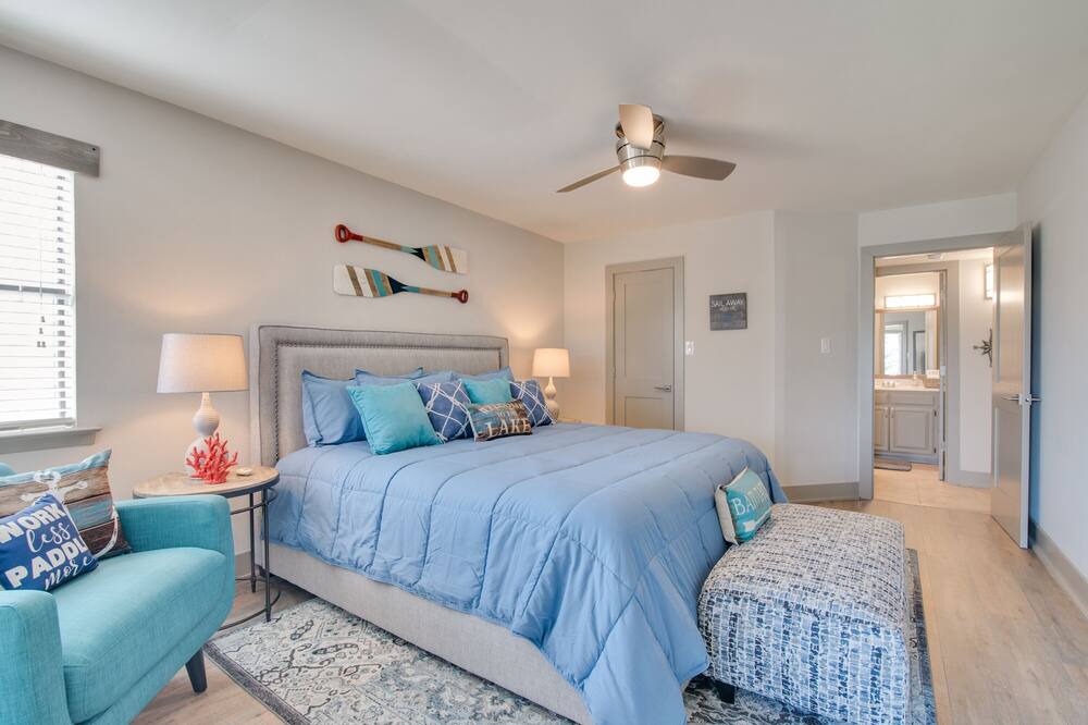 Photo of Bedroom in Heath