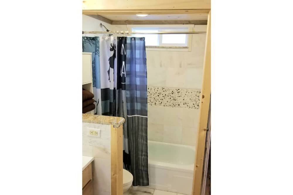 Photo of Bathroom in Hatch