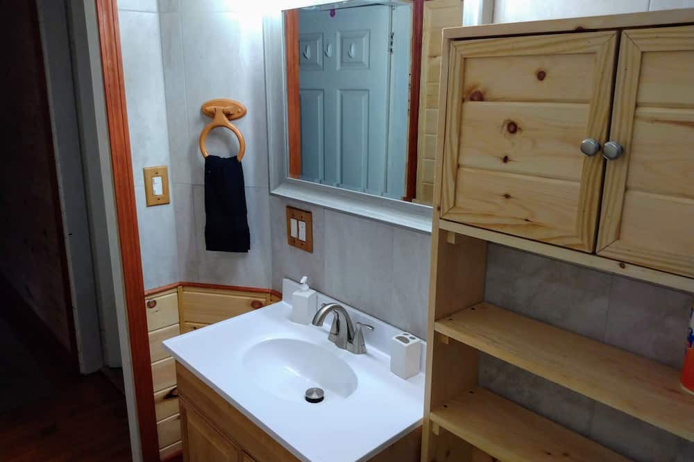 Photo of Bathroom in Caribou