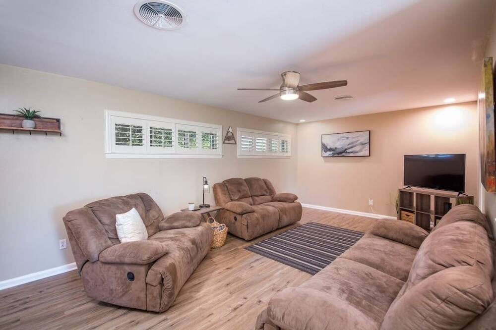 Photo of Bedroom in Wichita Falls