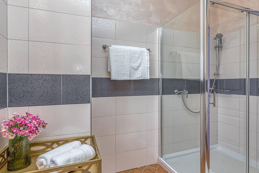 Photo of Bathroom in Sumber