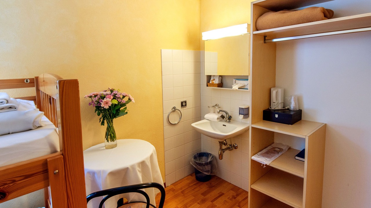 Photo of Bedroom in Iragna