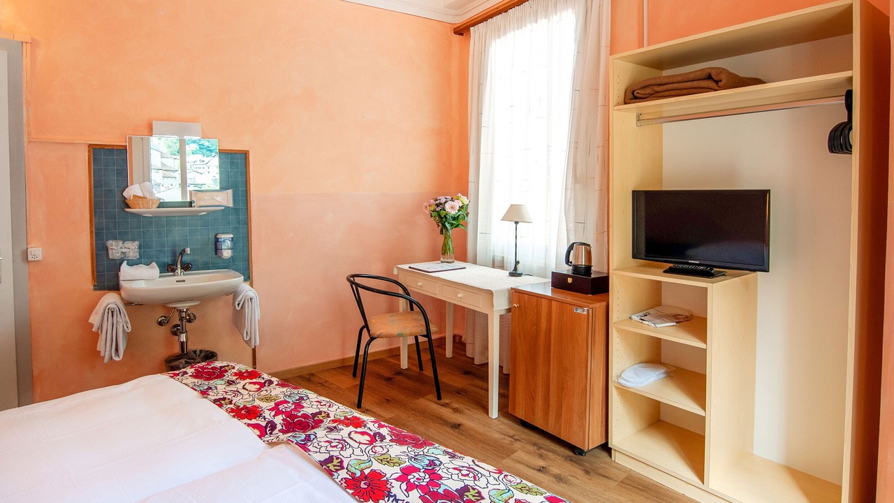 Photo of Bedroom in Iragna
