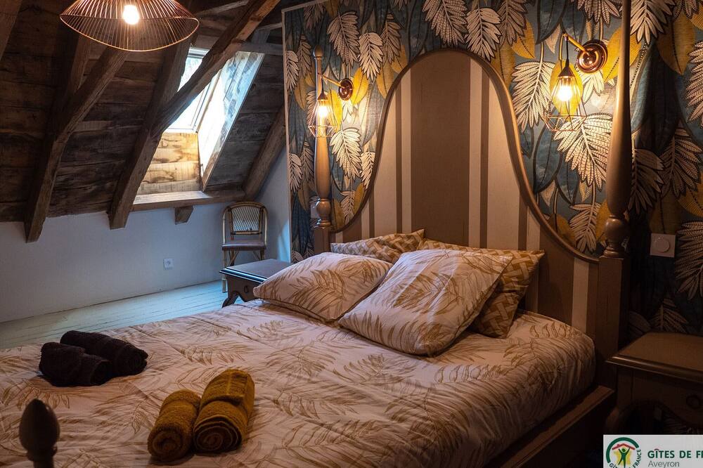 Photo of Bedroom in Durenque