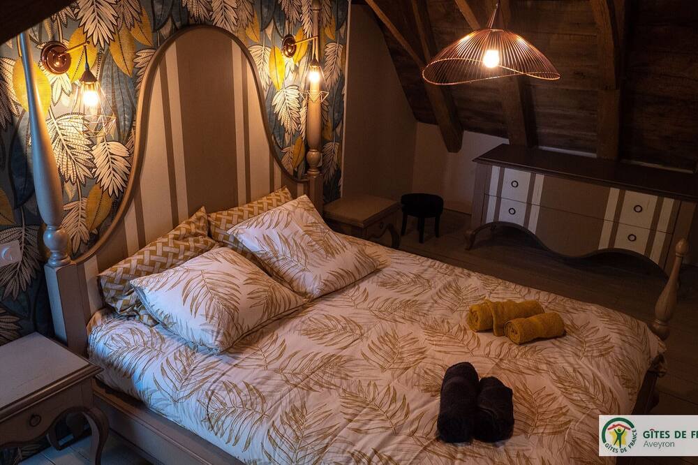 Photo of Bedroom in Durenque