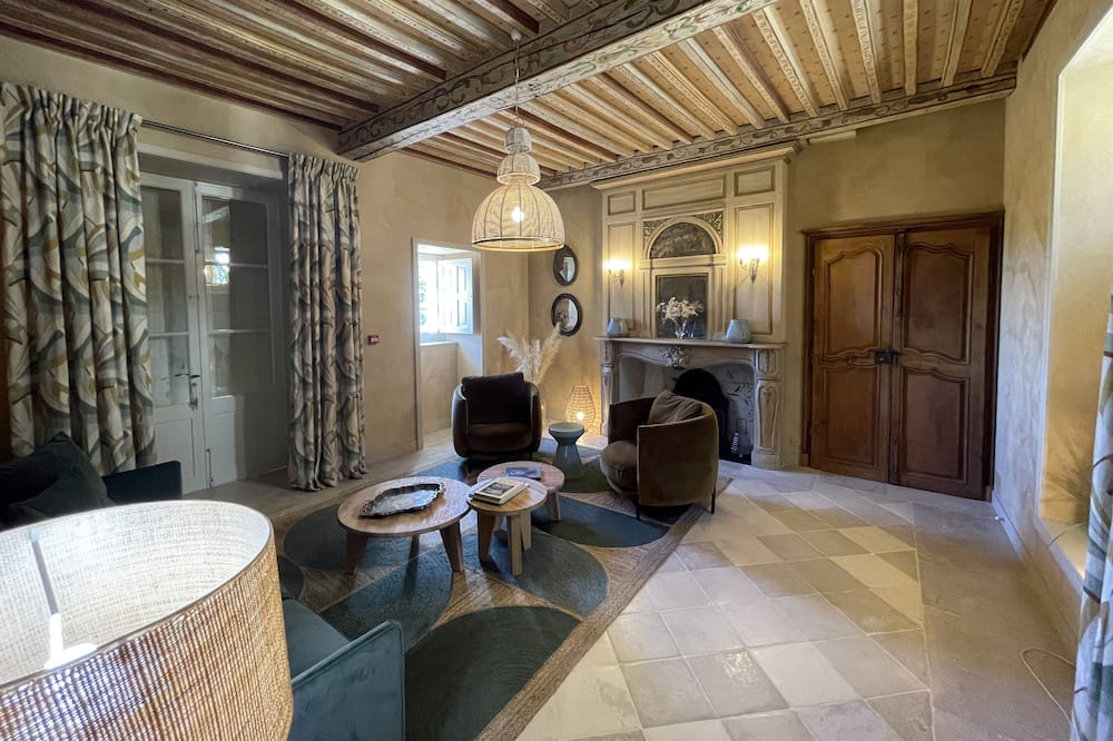 Photo of Others in Vieux-Mareuil